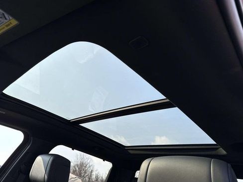 Used 2024 Toyota Tundra Platinum image 16