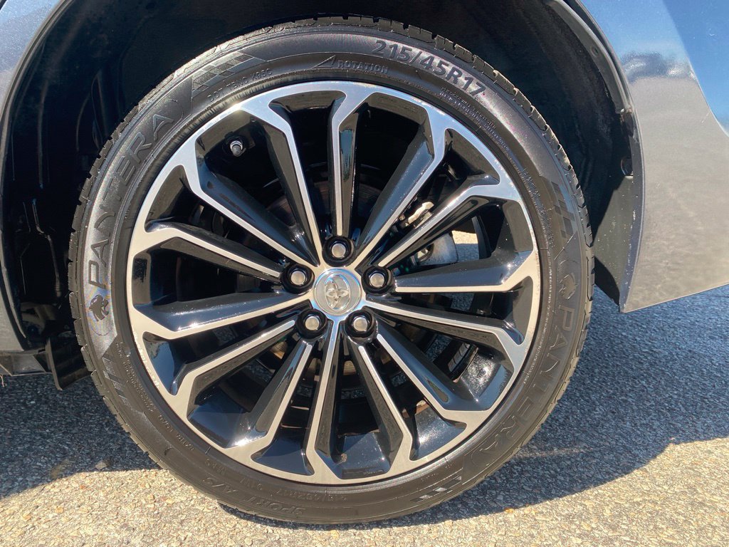 Used 2015 Toyota Corolla S FWD image 26