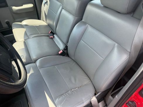 Used 2005 Ford F150 XL RWD image 14