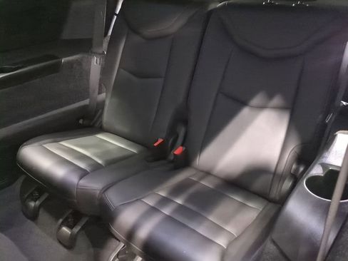 Used 2023 Cadillac XT6 Premium Luxury image 30