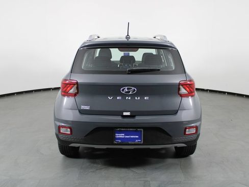 Certified 2026 Hyundai Venue SEL FWD image 11