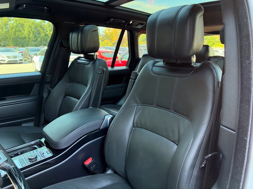 Used 2020 Land Rover Range Rover HSE AWD/4WD image 10