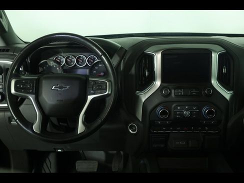 Used 2021 Chevrolet Silverado 1500 LT Trail Boss w/ LT Trail Boss Premium Package image 18