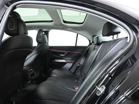 Certified 2025 Mercedes-Benz E 350 4MATIC Sedan image 33