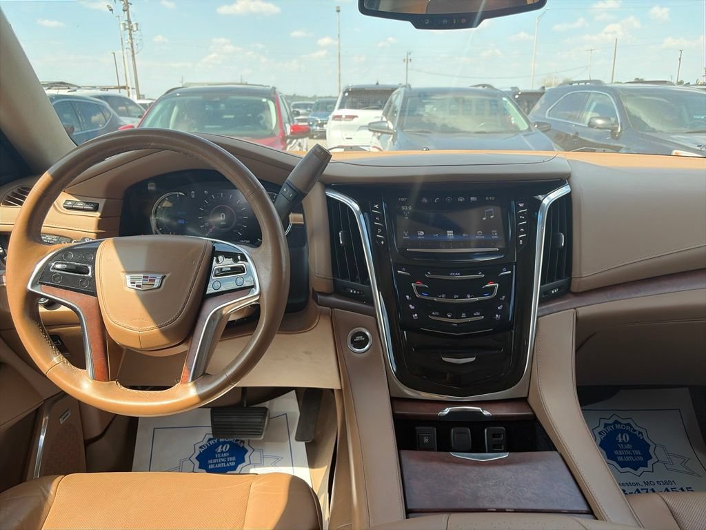 Used 2016 Cadillac Escalade ESV Platinum AWD/4WD image 15