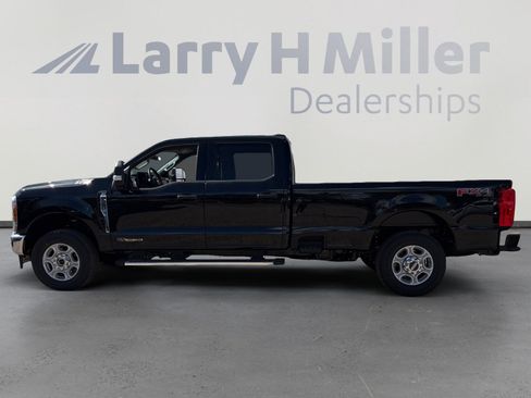 New 2026 Ford F350 XLT w/ FX4 Off-Road Package image 2