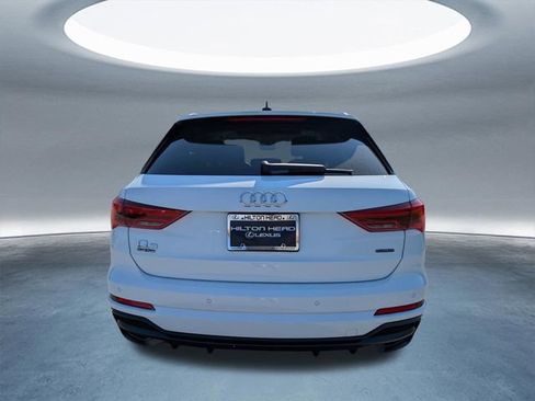 Used 2021 Audi Q3 2.0T Premium w/ Convenience Package image 5