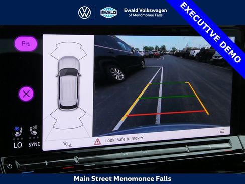 New 2025 Volkswagen Atlas Cross Sport SEL R-Line image 9