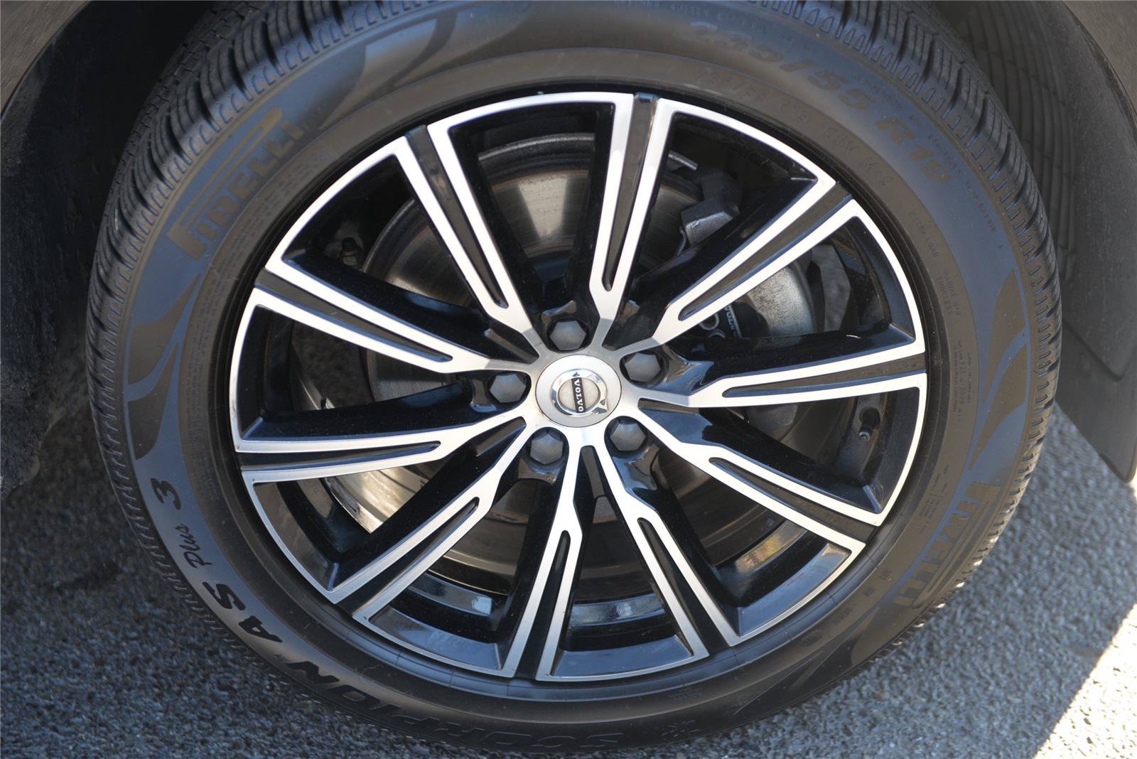 Used 2019 Volvo XC60 T5 Inscription AWD/4WD image 11