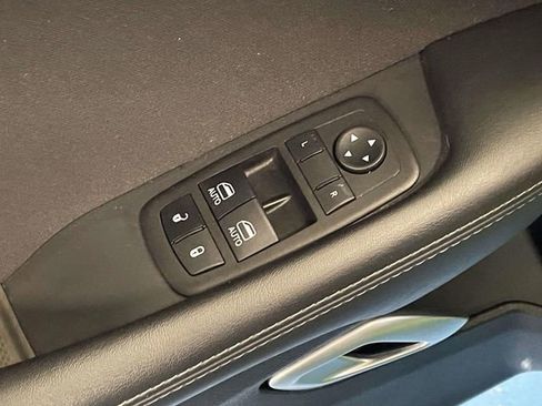 Used 2023 Dodge Challenger R/T image 17