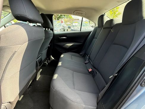 Used 2021 Toyota Corolla LE FWD image 15