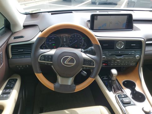 Used 2019 Lexus RX 450h AWD w/ Navigation Package image 14