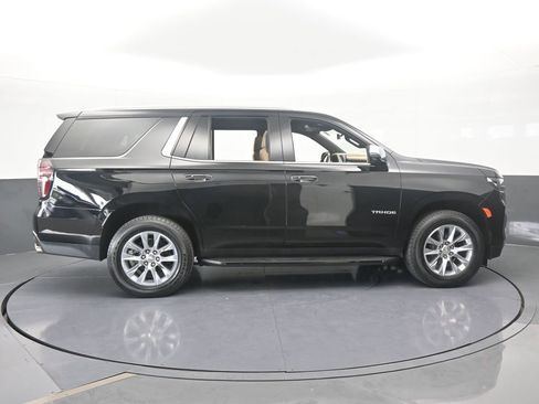 Used 2021 Chevrolet Tahoe Premier w/ Premium Package image 7