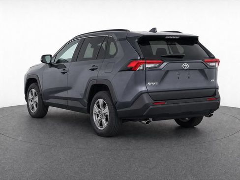 Used 2024 Toyota RAV4 XLE FWD image 7