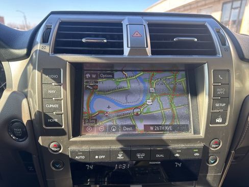Used 2016 Lexus GX 460 image 8