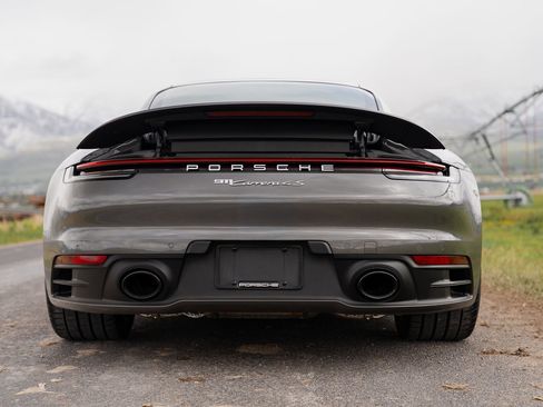 Used 2024 Porsche 911 Carrera 4S AWD/4WD image 37