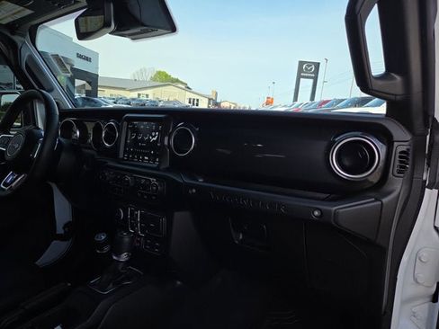 Used 2023 Jeep Wrangler Unlimited Rubicon 392 w/ Xtreme Recon 35" Tire Package AWD/4WD image 15