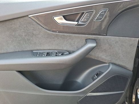 Used 2021 Audi SQ8 Premium Plus w/ Driver Assistance Package AWD/4WD image 13