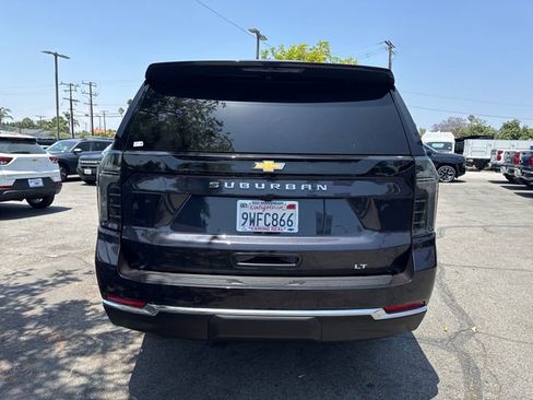Certified 2026 Chevrolet Suburban LT w/ Comfort Package RWD image 4