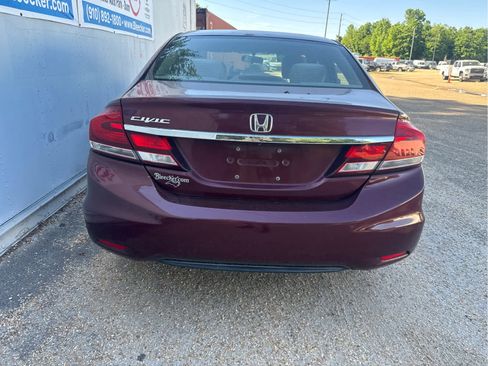 Used 2013 Honda Civic LX image 4