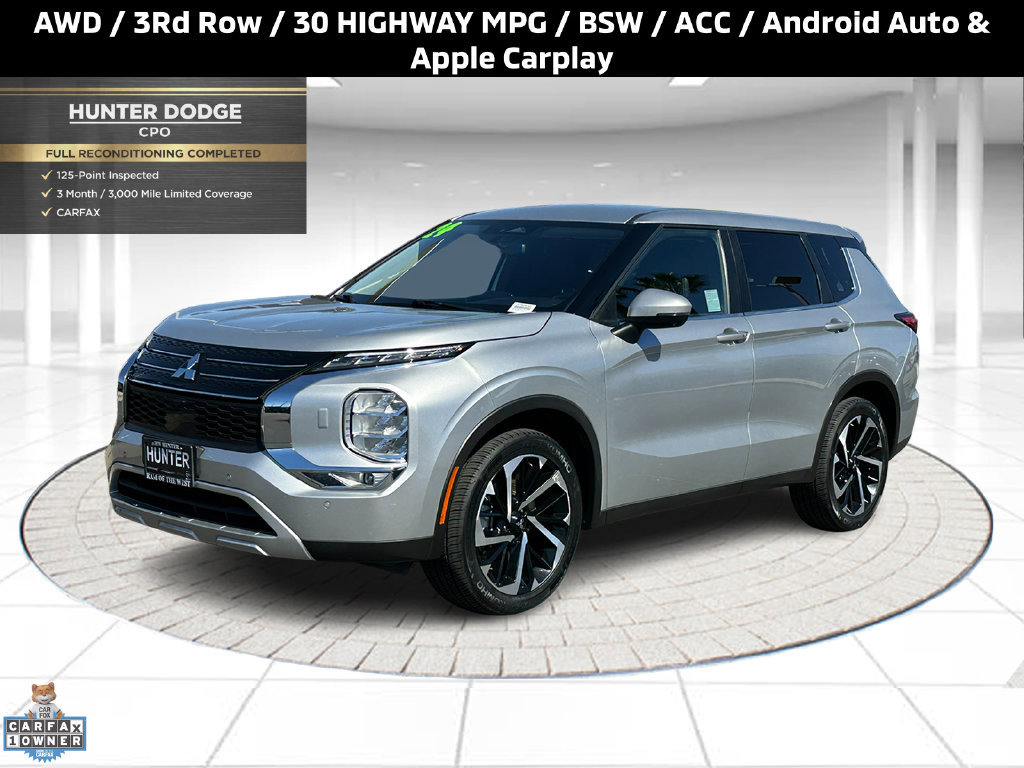 Used 2024 Mitsubishi Outlander SE AWD/4WD image 1