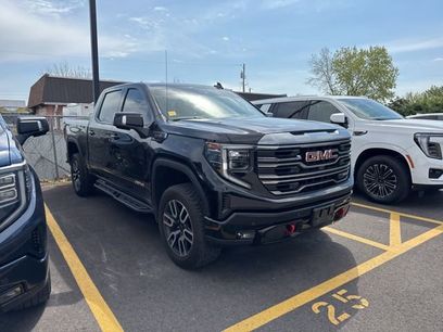 Used 2024 GMC Sierra 1500 AT4 w/ Technology Package