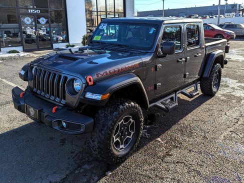 Used 2022 Jeep Gladiator Mojave w/ Cold Weather Group image 2