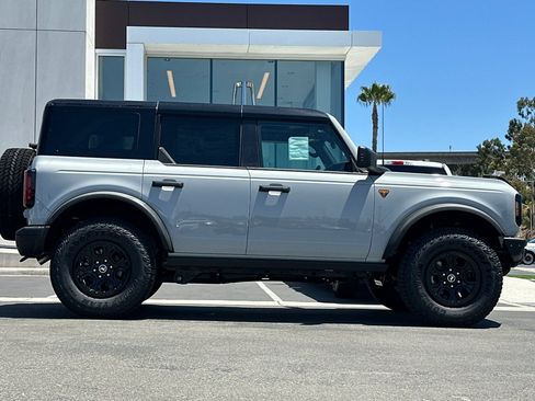 New 2026 Ford Bronco Badlands AWD/4WD image 2