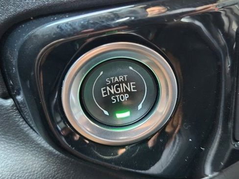 Used 2024 Chevrolet Silverado 1500 High Country image 8