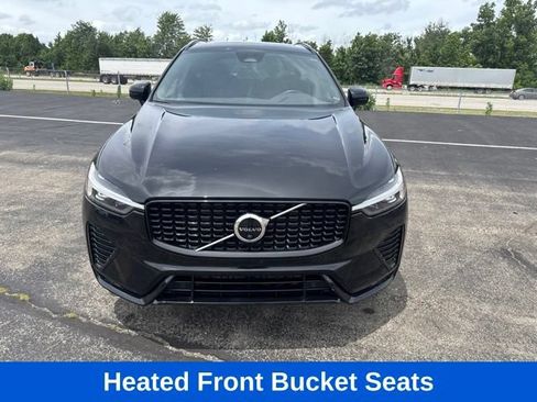 Used 2023 Volvo XC60 B5 Plus AWD/4WD image 7