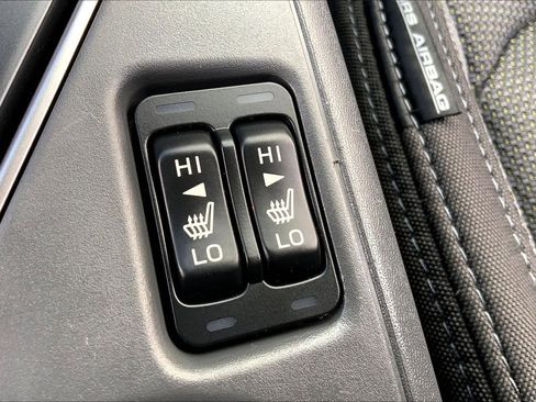 Used 2024 Subaru Crosstrek 2.0i Premium image 33