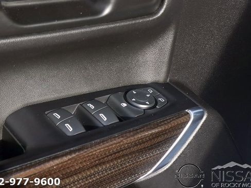 Used 2020 Chevrolet Silverado 1500 LT Trail Boss w/ Bed Protection Package image 14