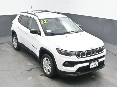 Used 2022 Jeep Compass Latitude image 26