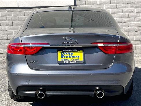 Used 2017 Jaguar XF Prestige image 3