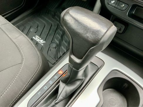 Used 2019 Chevrolet Colorado LT w/ LT Convenience Package image 50