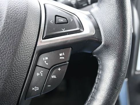 Used 2022 Ford Edge Titanium w/ Equipment Group 301A image 33