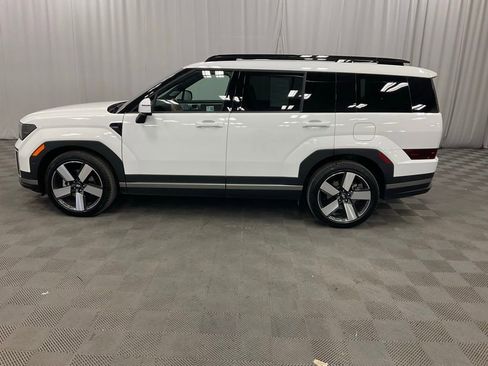 Used 2024 Hyundai Santa Fe Limited image 8