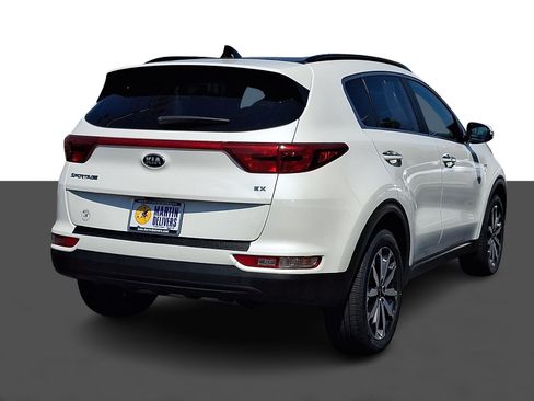 Used 2018 Kia Sportage EX w/ EX Premium Package AWD/4WD image 7