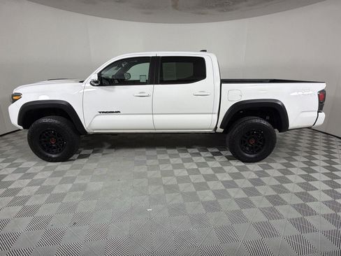 Used 2023 Toyota Tacoma TRD Pro image 2