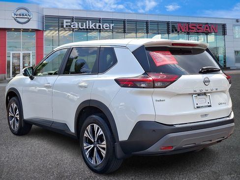 Certified 2023 Nissan Rogue SV AWD/4WD image 4