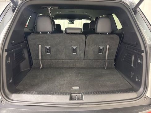 Used 2025 Buick Enclave Preferred image 13