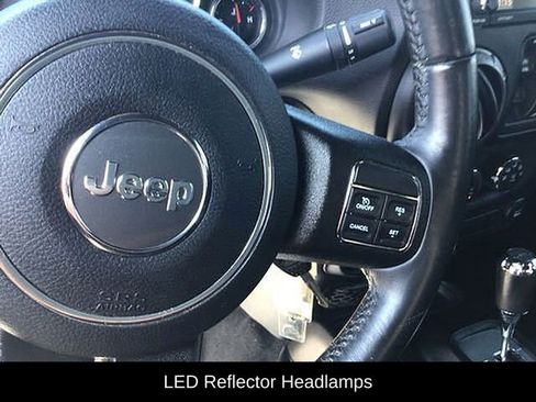 Used 2018 Jeep Wrangler Unlimited Sport AWD/4WD image 24