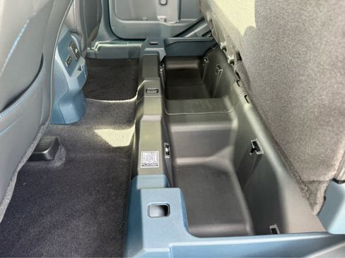 New 2025 Ford Maverick Lobo image 23