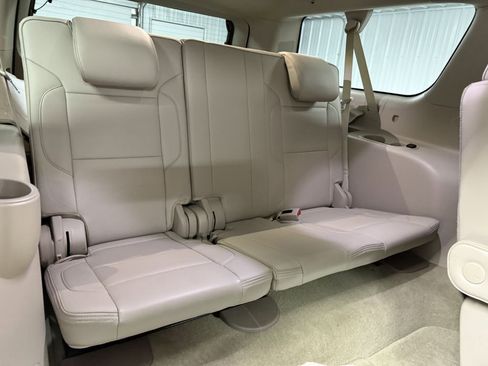 Used 2018 GMC Yukon XL Denali w/ Denali Ultimate Package image 32