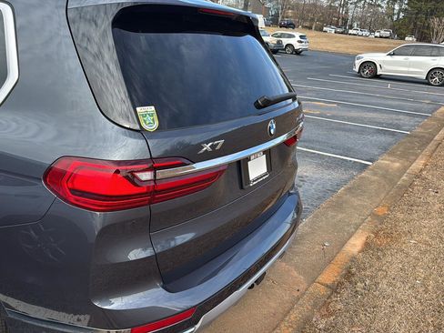 Used 2020 BMW X7 xDrive40i w/ Premium Package image 9