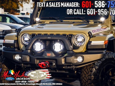 Used 2025 Jeep Wrangler Unlimited Rubicon w/ XTREMEE 35" Tire Package image 7