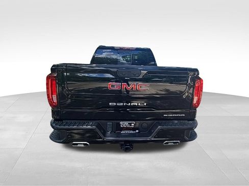 Used 2024 GMC Sierra 1500 Denali w/ Technology Package AWD/4WD image 4