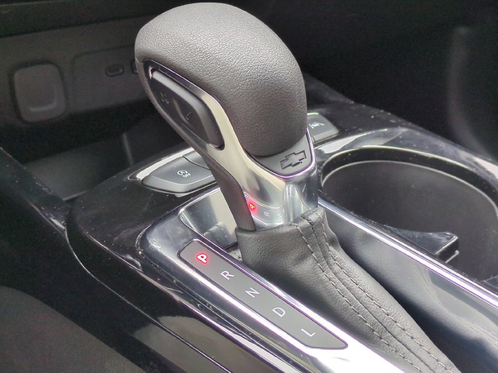 Used 2026 Chevrolet Trax LT FWD image 16