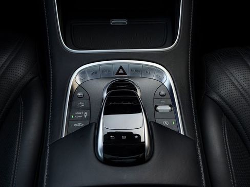 Used 2015 Mercedes-Benz S 63 AMG 4MATIC Sedan image 34