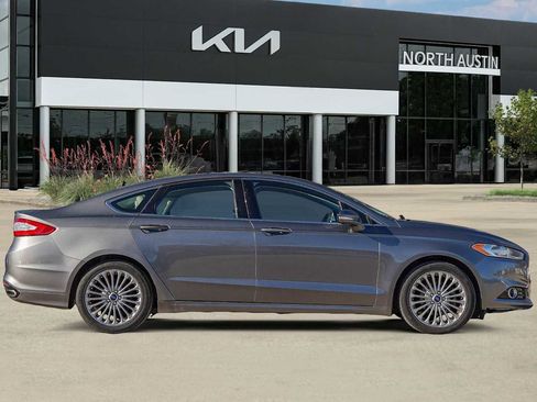 Used 2014 Ford Fusion Titanium image 7